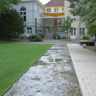 Gemeinnützige Lübeck Wasserlauf Granit