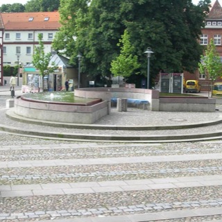 Brunnenanlage-Rügen-Naturstein-Granit