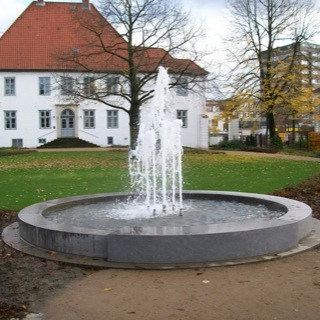 Springbrunnen-Brunnenanlage-Naturstein-Itzehö
