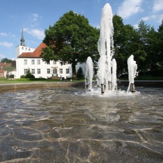 Springbrunnen-Wasserspiel-Naturstein-Granit