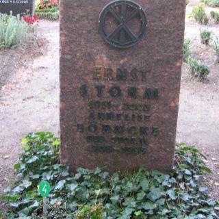 Grabstein-Friedhof-Kastorf-Steinmetz