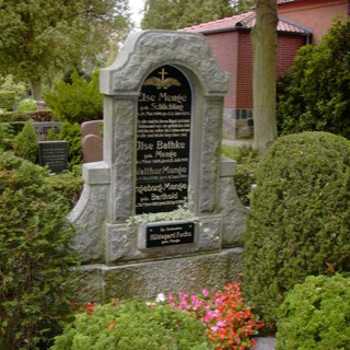 Grabstein-Friedhof-Kiel-Steinmetz