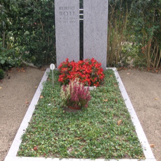 Grabstein-Friedhof-Süsel-Grabeinfassung