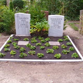 Grabstein-Grabeinfassung-Friedhof-Gross-Grönau
