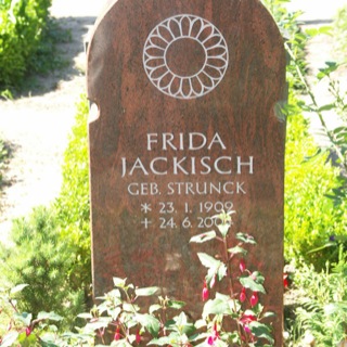 Grabstein-Steinmetz-Friedhof-Pelzerhaken