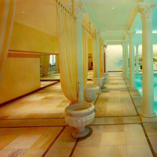 Hotelpool Schwimmbad Naturstein Sylt